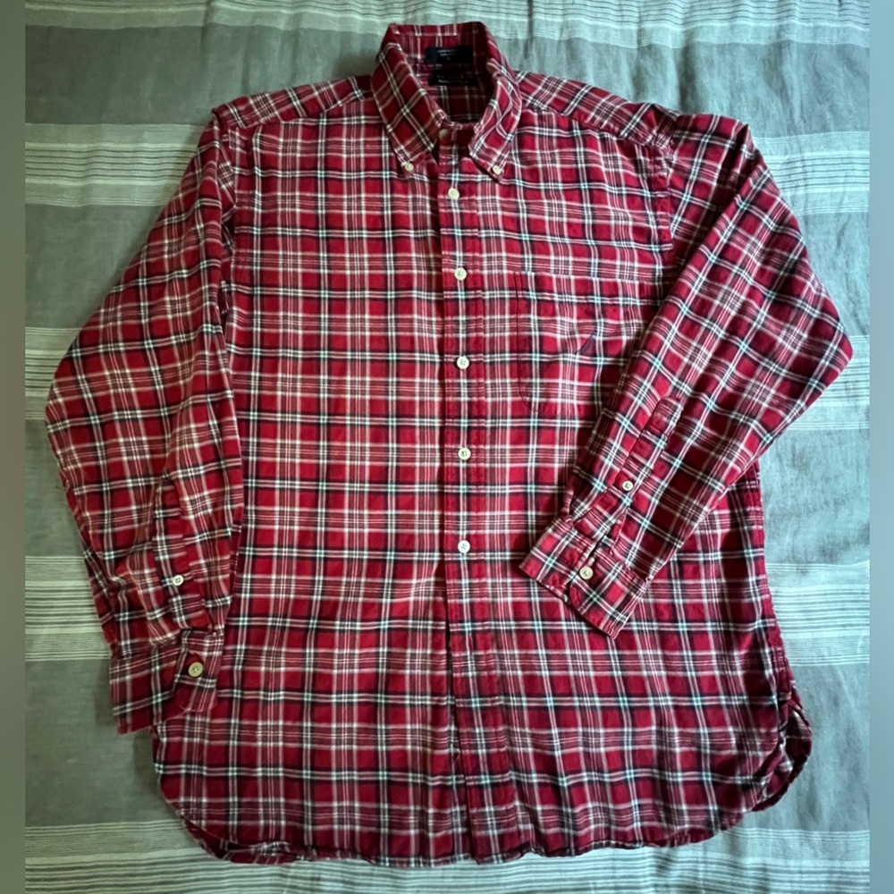 NAUTICA Red Plaid Button Down Shirt Size Medium